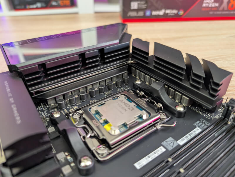 ASUS ROG Crosshair X870E Hero VRM.jpg